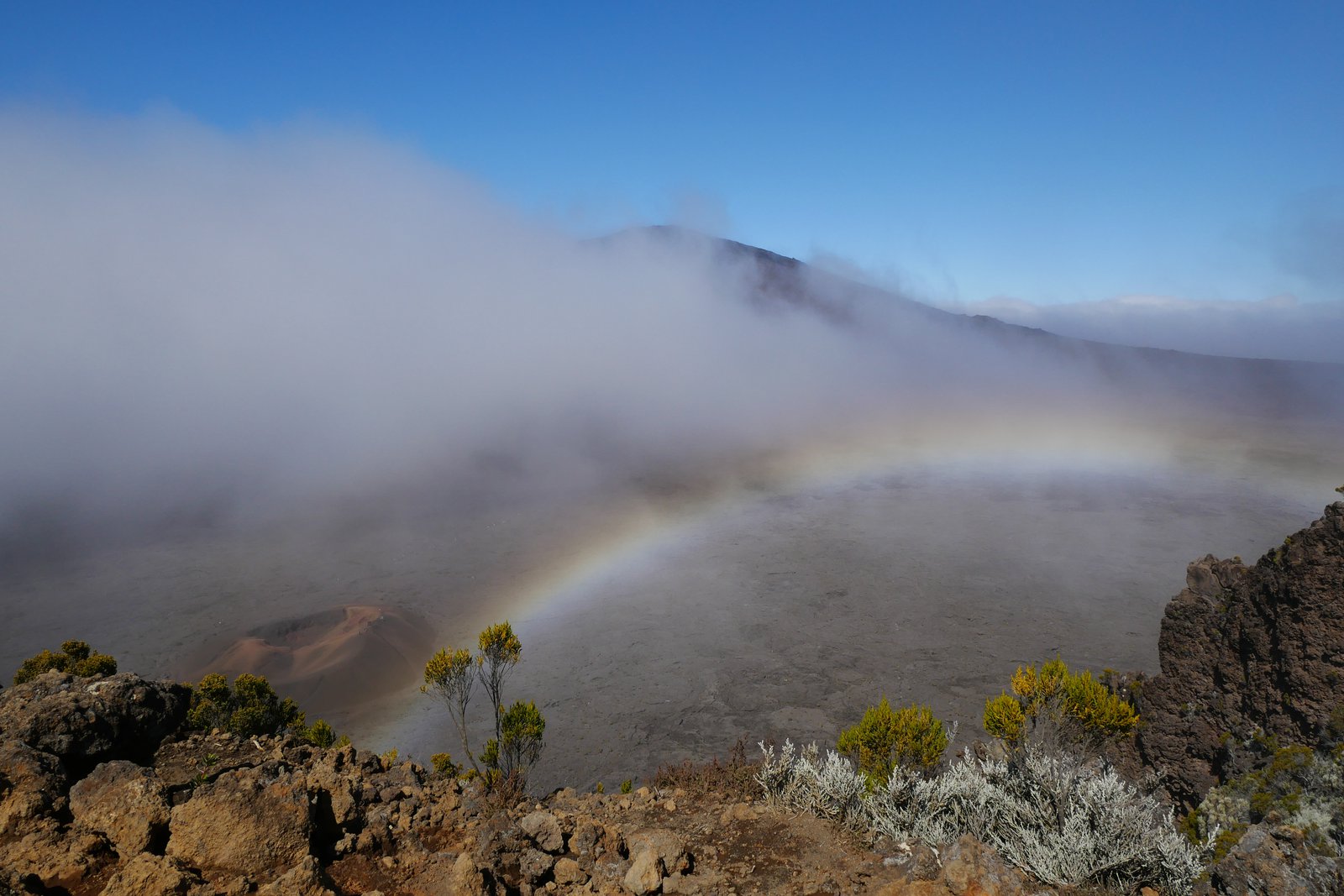 Regenbogen Piton de la Fournaise